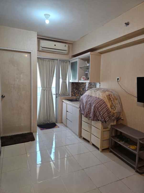 educity standford pakuwon city studio lantai 18