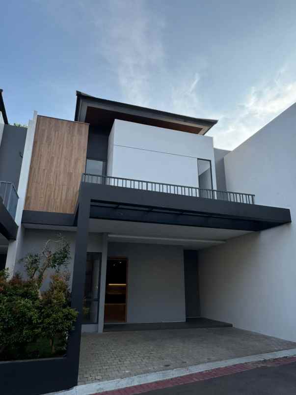 for sale new house setraduta bandung