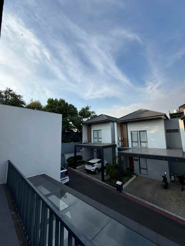 for sale new house setraduta bandung