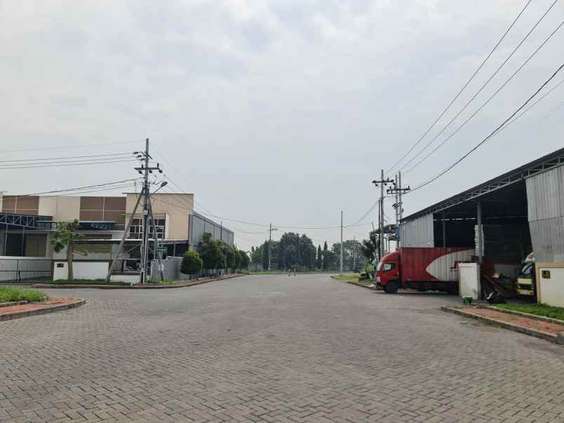 gudang bagus siap pakai komplek sirie lingkar timur