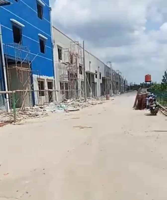 gudang baru lt 1496 1375 hadap selatan pasar kemis