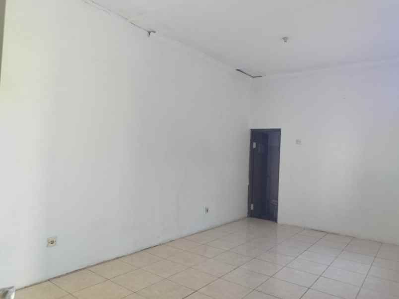 gudang siap huni margomulyo lokasi sangat strategis