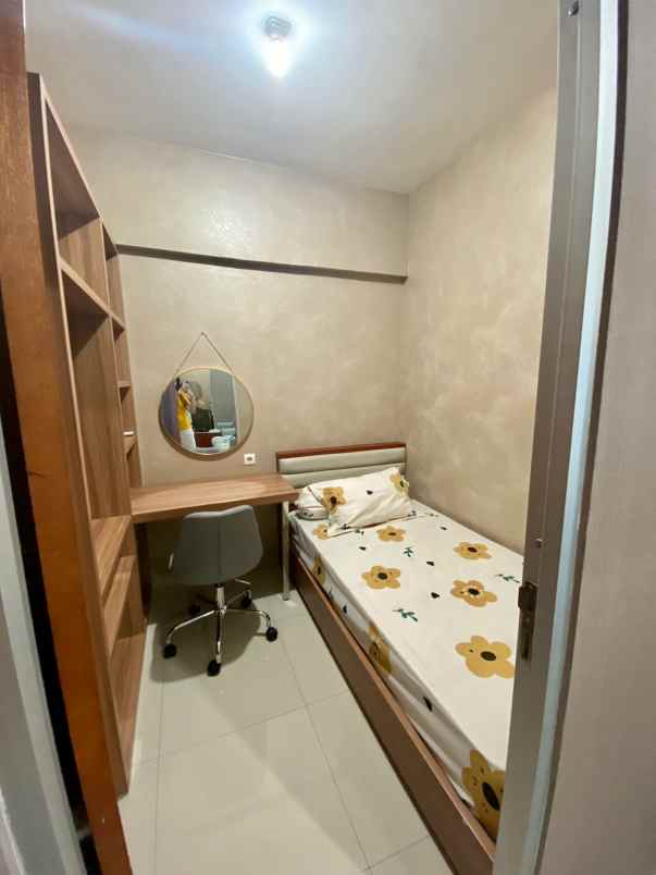 gunawangsa merr tower a lantai 30 full furnished bagus