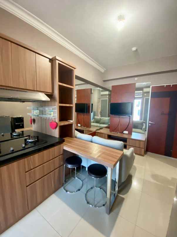 gunawangsa merr tower a lantai 30 full furnished bagus