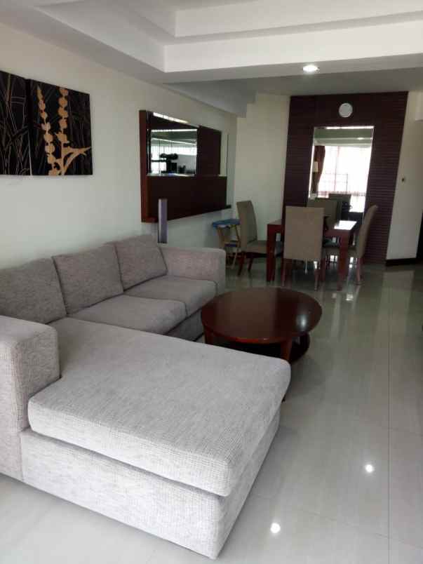 jual condominium taman anggrek jak bar