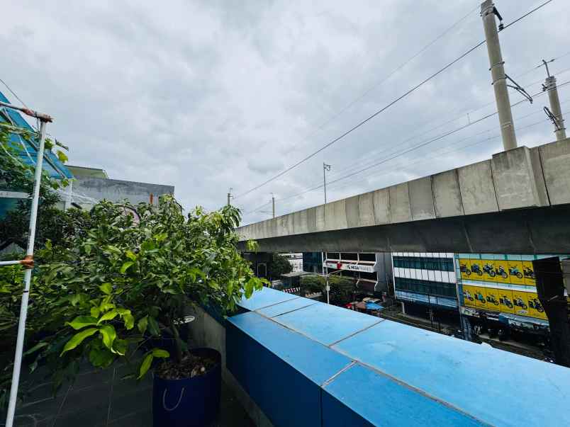 jual ruko 3 lantai gandeng