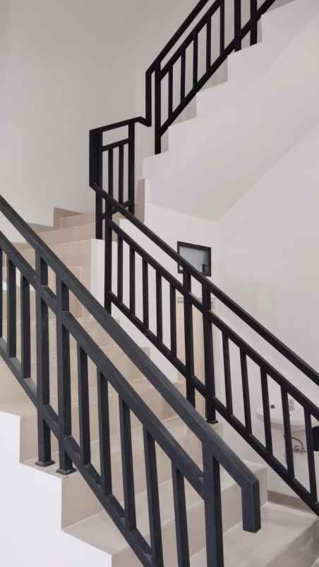 jual rumah baru taman ratu jak bar