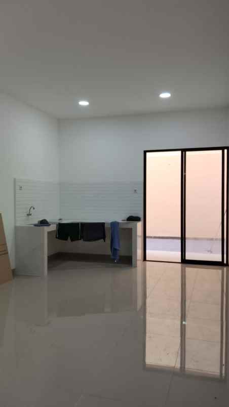 jual rumah baru taman ratu jak bar