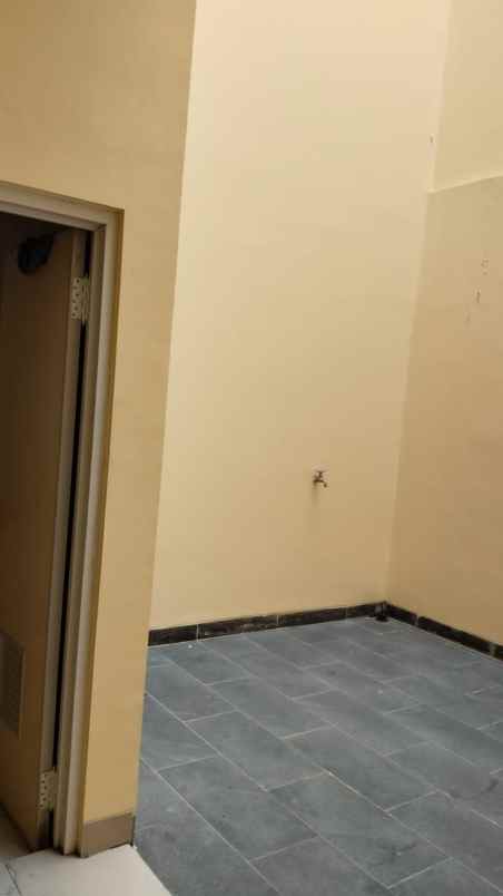 jual rumah baru taman ratu jak bar