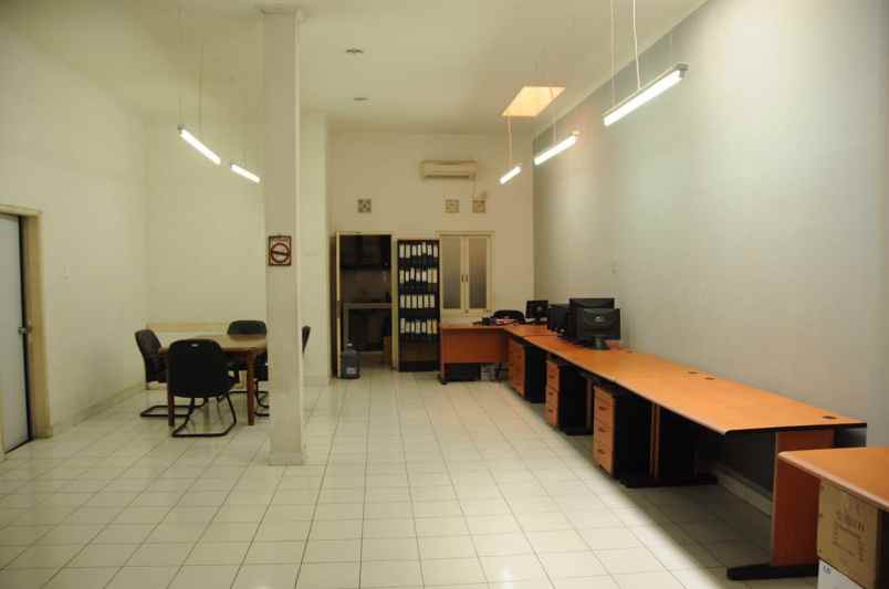jual rumah di pejaten barat jakarta selatan shm