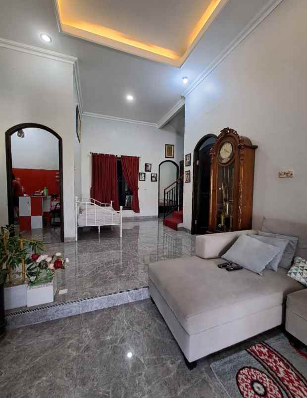 jual rumah murah lt 144 meter dalam komplek limo depok
