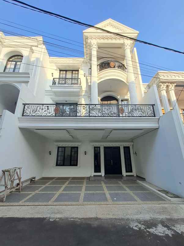 jual rumah siap huni di kebagusan jakarta selatan