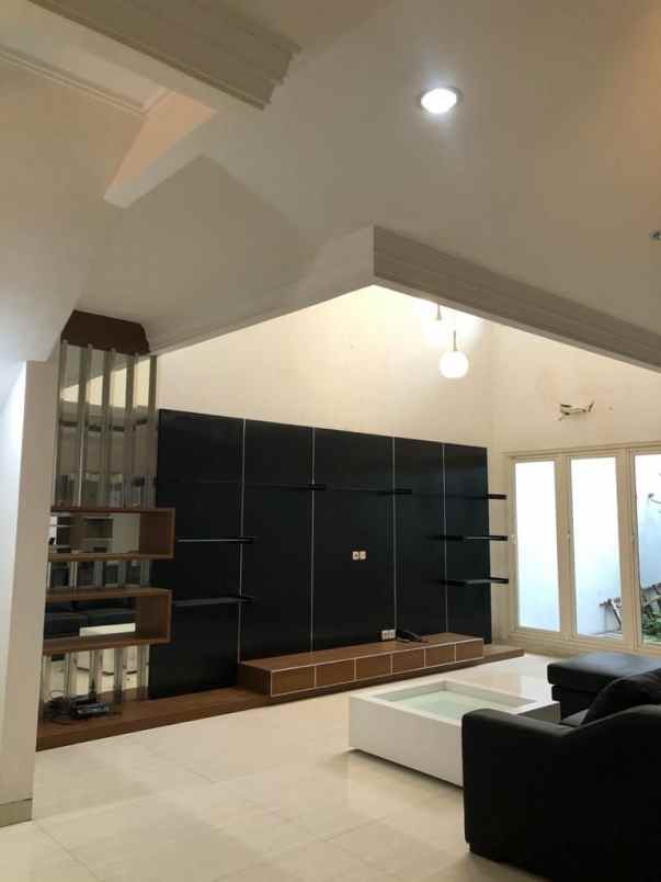 jual rumah siap huni furnish