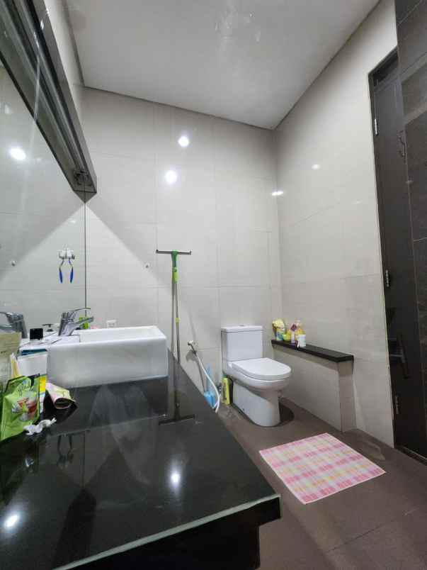 jual rumah singgasana pradana bandung