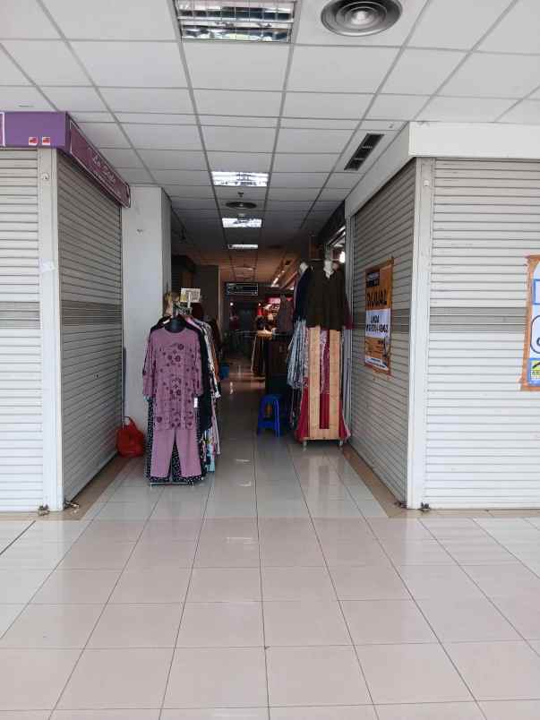 kios murah strategis di itc margonda depok