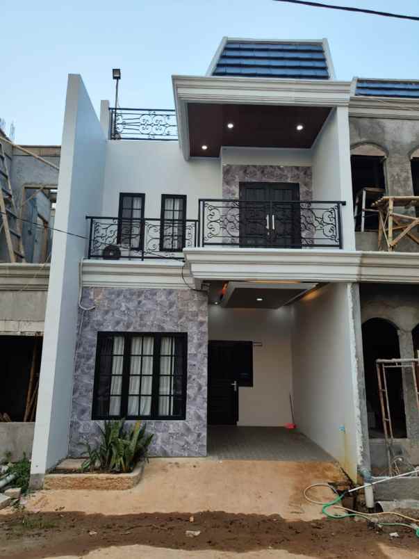 perumahan mewah dan elegant dengan konsep ehite house