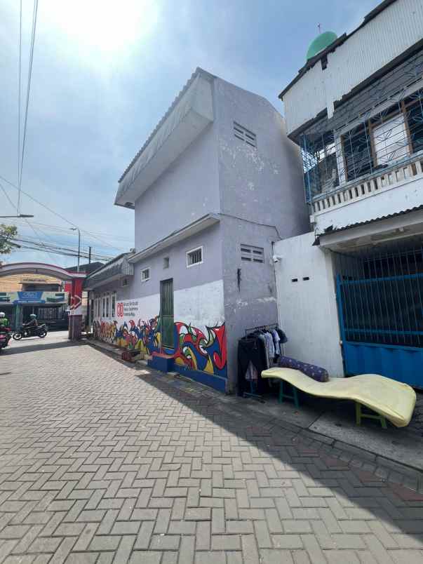 raya rungkut kidul row jalan 2 mobil dekat merr upn