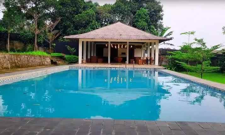 resort di bogor selangkah ke pintu toll