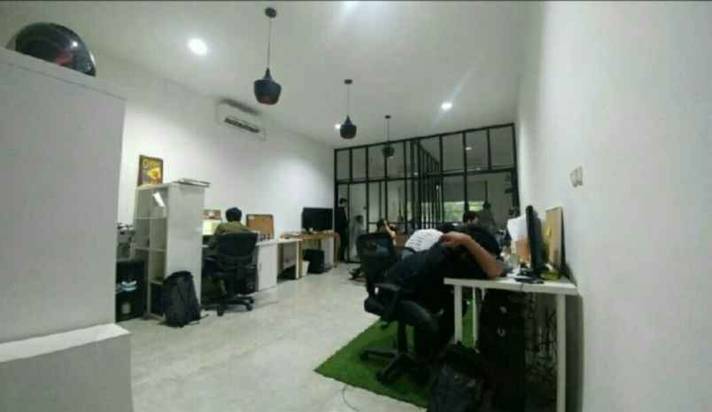 ruko 10m jln benda kemang jakarta selatan