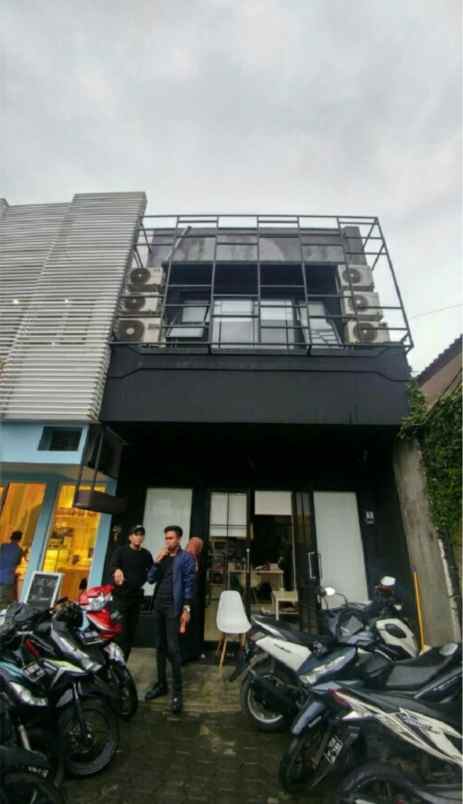 ruko 10m jln benda kemang jakarta selatan