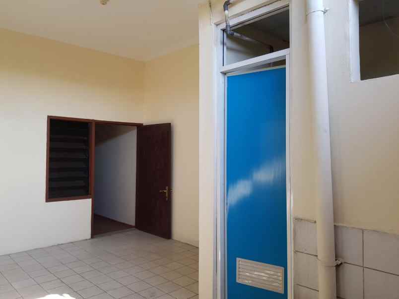 ruko bagus ramai dijual sewa di buaran jakarta timur