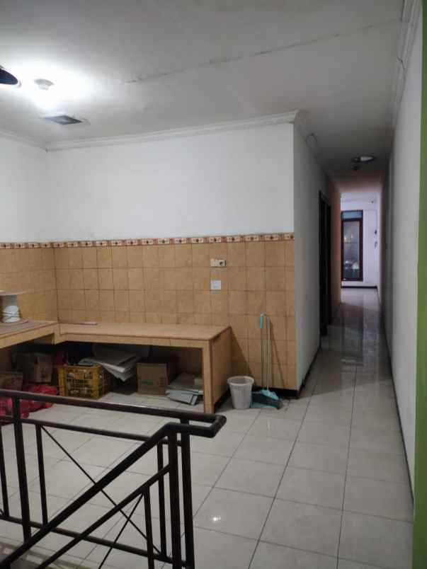 ruko strategis raya rungkut madya sebrang upn surabaya