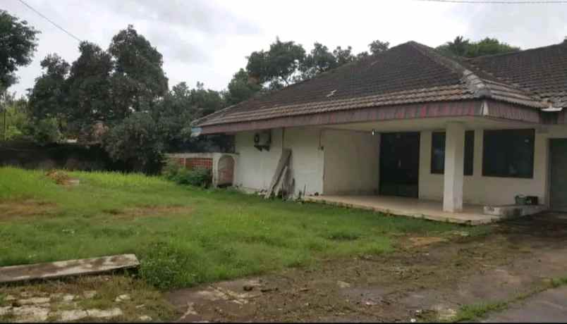 rumah 1250 m di jakarta selatan