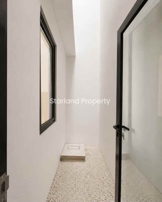 rumah 2 lantai american classic area sudimara bintaro