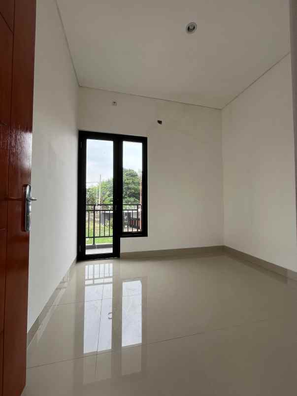 rumah 2 lantai cilodong depok