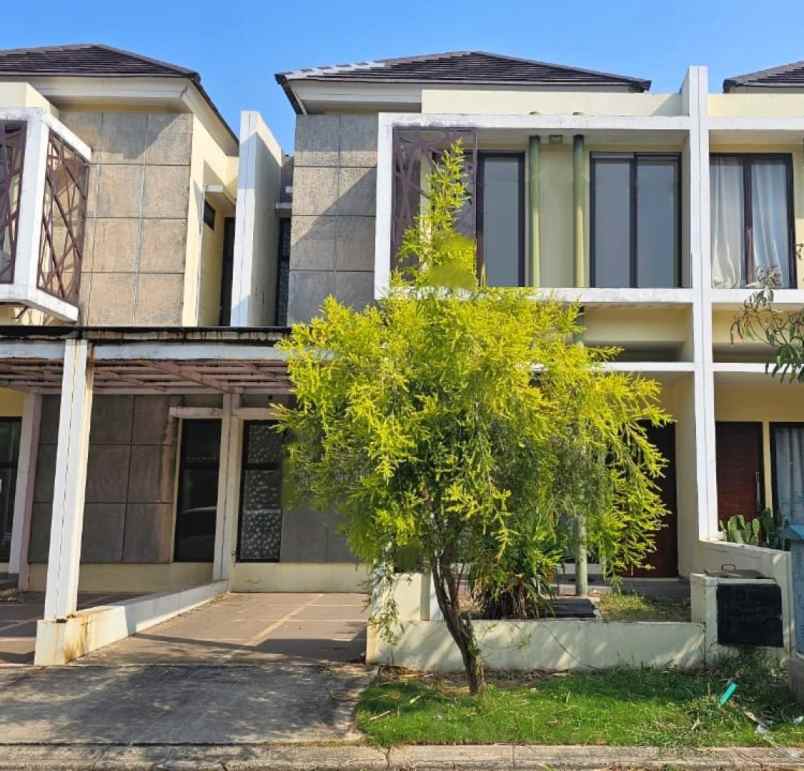 rumah 2 lantai cluster arana kota harapan indah bekasi