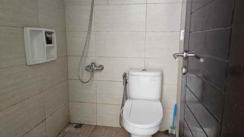 rumah 2 lantai cluster arana kota harapan indah bekasi