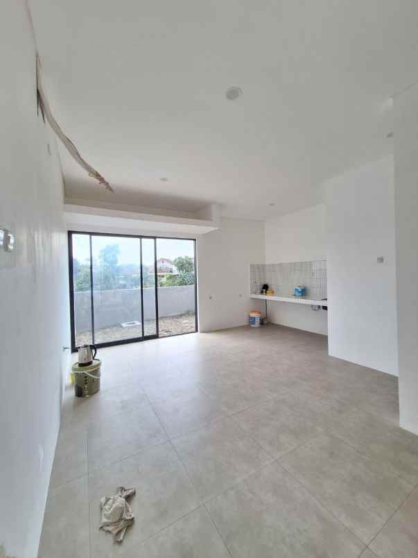 rumah 2 lantai limo depok krukut