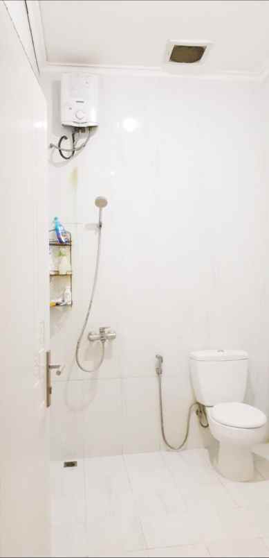 rumah 2 lantai sudah renov di pakuan hill kota bogor