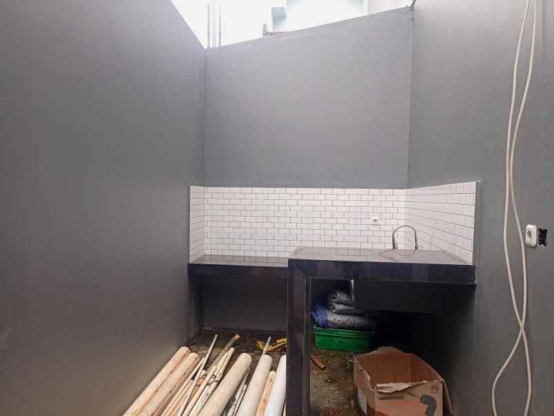 rumah 2 lt strategis cimanggis depok