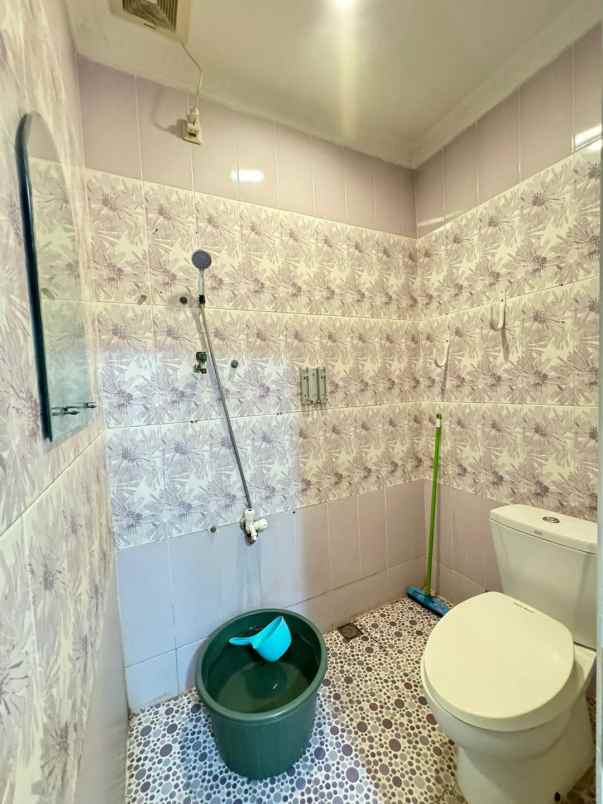 rumah 3 lantai di utan panjang kemayoran jkt pusat