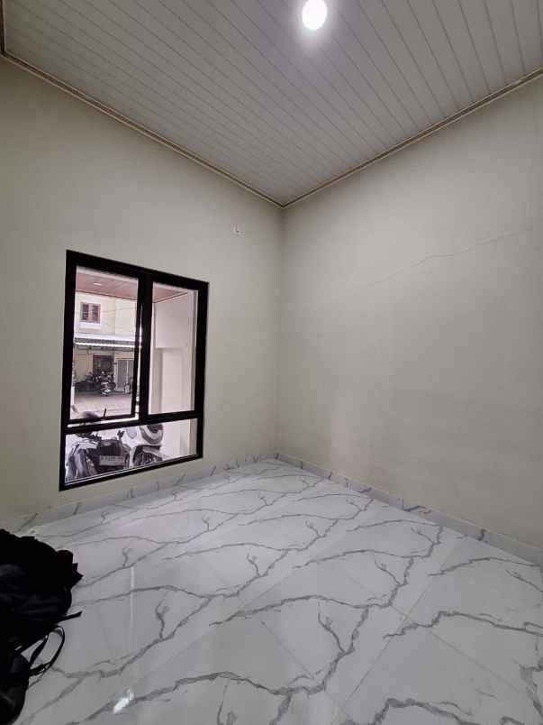 rumah baru 2 lt scandinavian style di pamulang