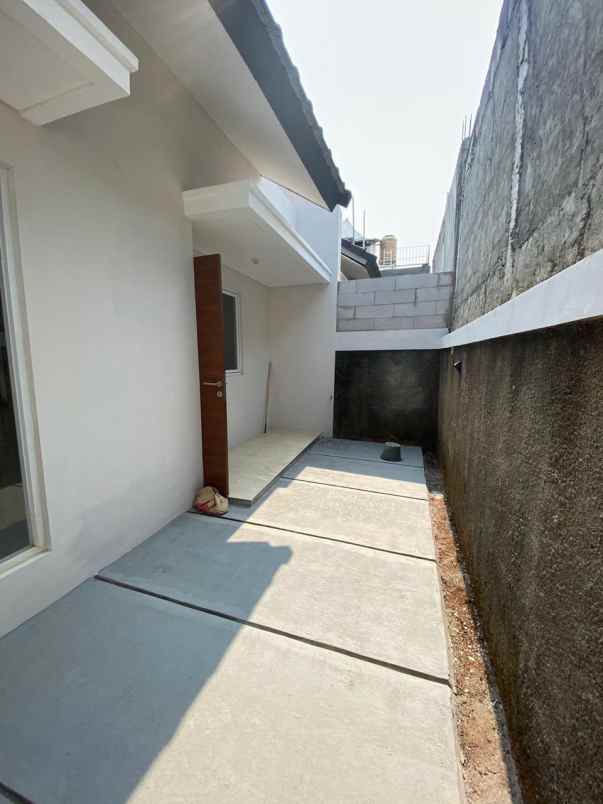 rumah baru dalam cluster garden sawangan