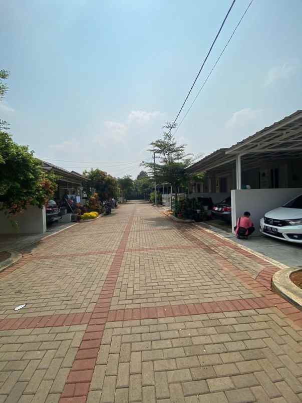 rumah baru dalam cluster garden sawangan