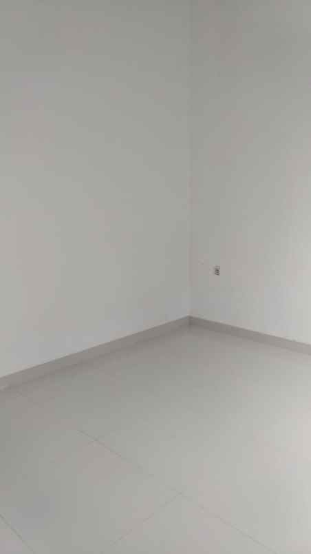 rumah baru depan taman muara karang jak ut