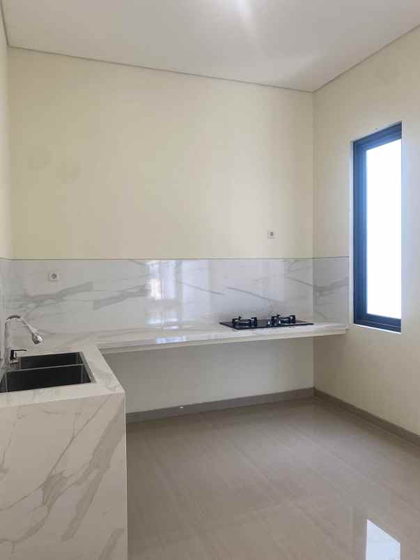 rumah baru minimalis selangkah ke raya merr superindo