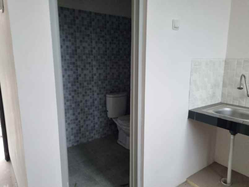 rumah cantik dekat rsu mitra sehat