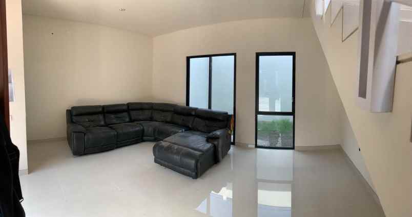 rumah central park juanda
