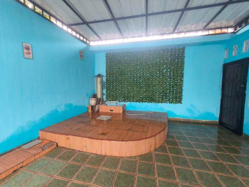 rumah hook di puri anggrek dekat terminal pakupatan