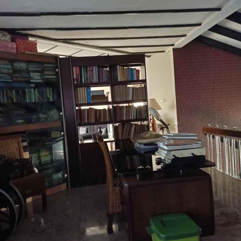 rumah hook mainroad buahbatu bandung