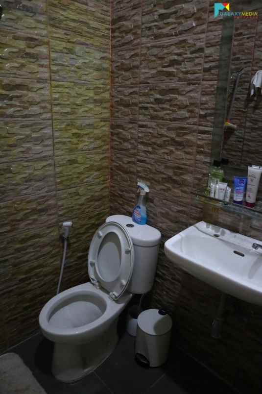 rumah jatibening bekasi jawa barat