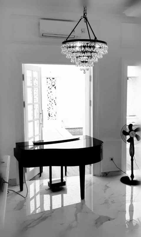 rumah jl curug raya permata