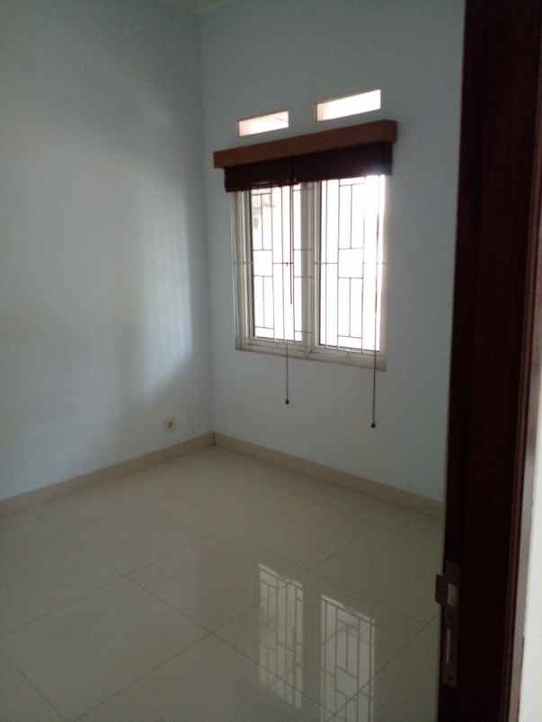 rumah jl h jaiman jatisari jatiasih