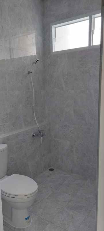 rumah kelapa lilin kelapa gading