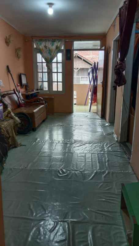 rumah komplek gbr ngamprah shm lingkungan nyaman