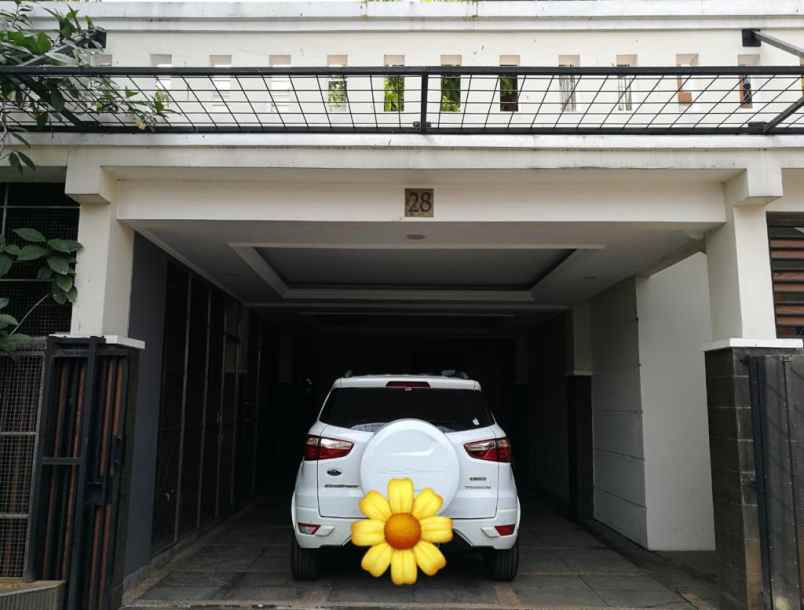 rumah lubang buaya jakarta timur